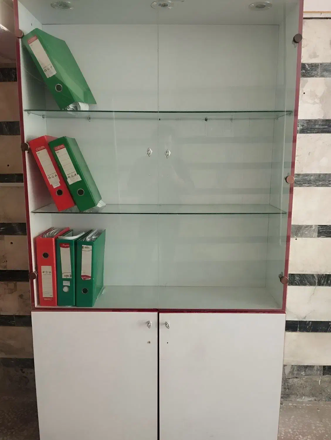 کتابخانه بزرگ و جادار|کتابخانه، شلف، قفسه‌های دیواری|کنگاور, |دیوار