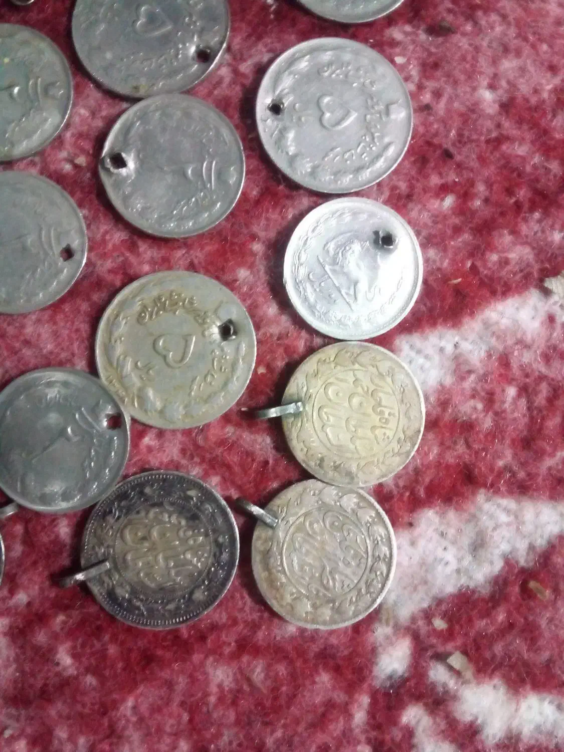 سکه اتیقه|کلکسیون اشیاء عتیقه|بم, |دیوار