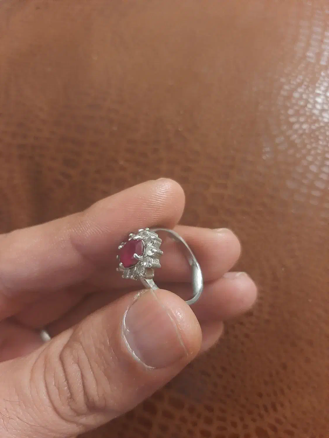 یاقوت برمه اناری عتیقه عکس با uv|کلکسیون اشیاء عتیقه|تهران, امام حسین|دیوار