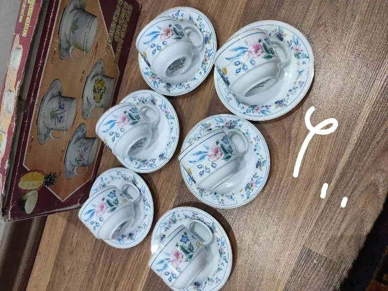 قوری فنجان نعلبکی قدیمی شکلات خوری بشقاب|ظروف سرو و پذیرایی|تبریز, |دیوار