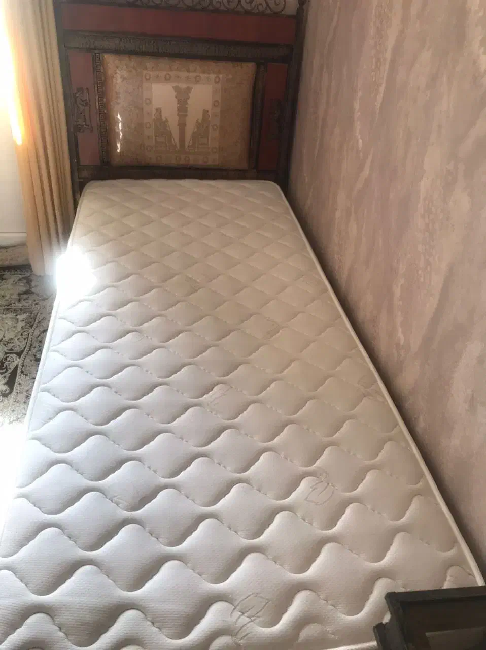 تخت و خوشخواب با اینه و کنسول|تخت و سرویس خواب|پرند, فاز ۶|دیوار