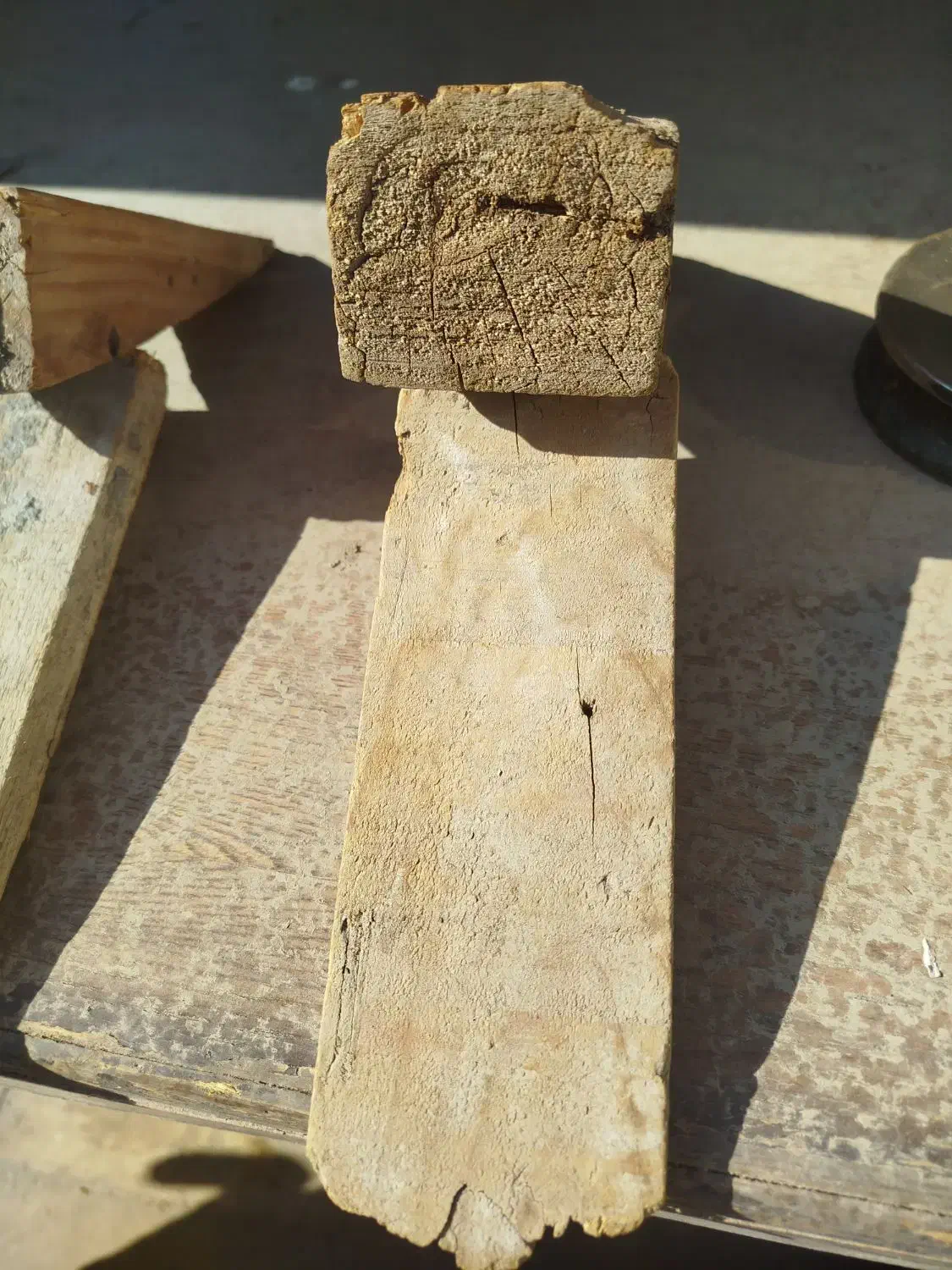 ۱۳۰۰ عددگوه چوبی|مصالح و تجهیزات ساختمان|رباط‌کریم, شهرک صنعتی زواره‌ای|دیوار