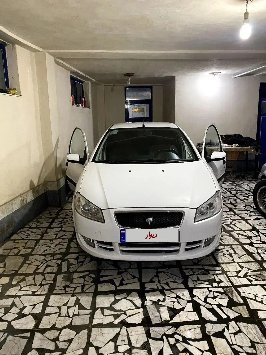 رانا مدل ۹۸ بی رنگ|خودرو سواری و وانت|صومعهسرا, |دیوار