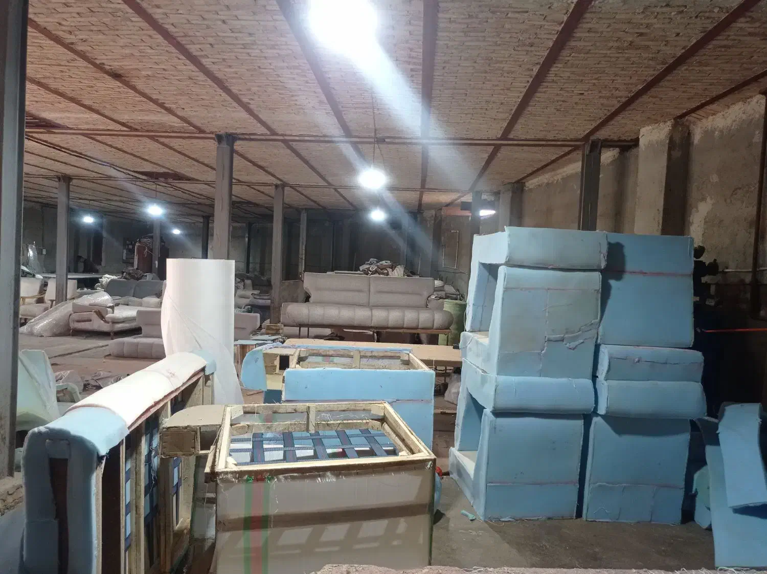 اجاره کارگاه ۱۱۰۰ متری|اجارهٔ دفتر صنعتی، کشاورزی، تجاری|سلماس, |دیوار