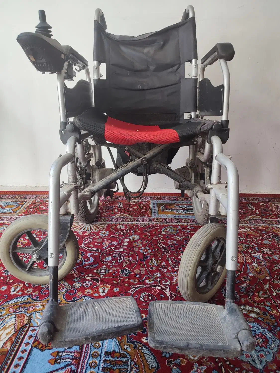 ویلچر برقی|پزشکی|ارومیه, |دیوار