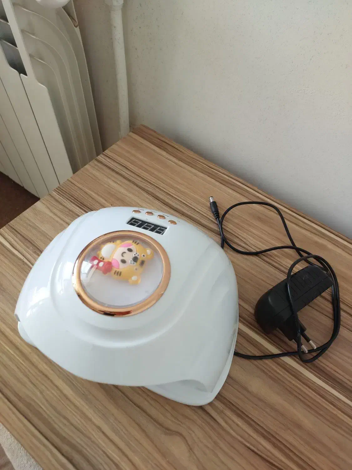 لوازم کاشت ناخن در حد نو|آرایشی، بهداشتی، درمانی|کرج, حسن آباد|دیوار