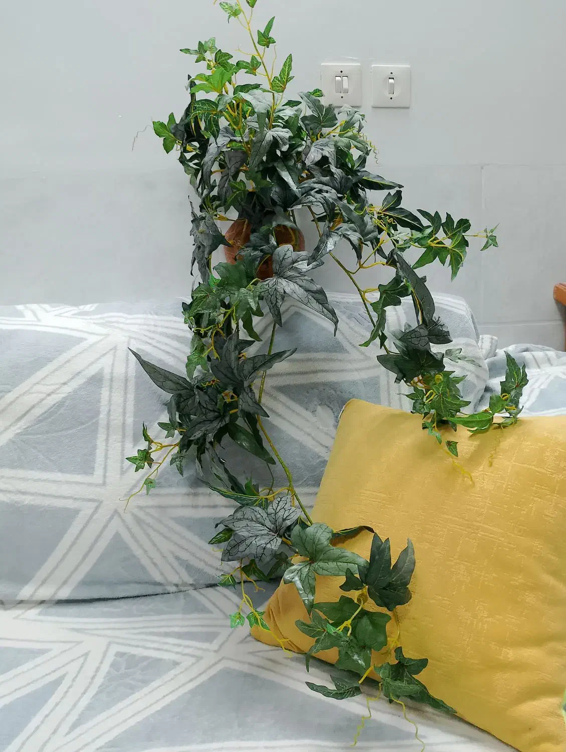 گل مصنوعی با گلدان|گل مصنوعی|نجفآباد, امیرآباد|دیوار