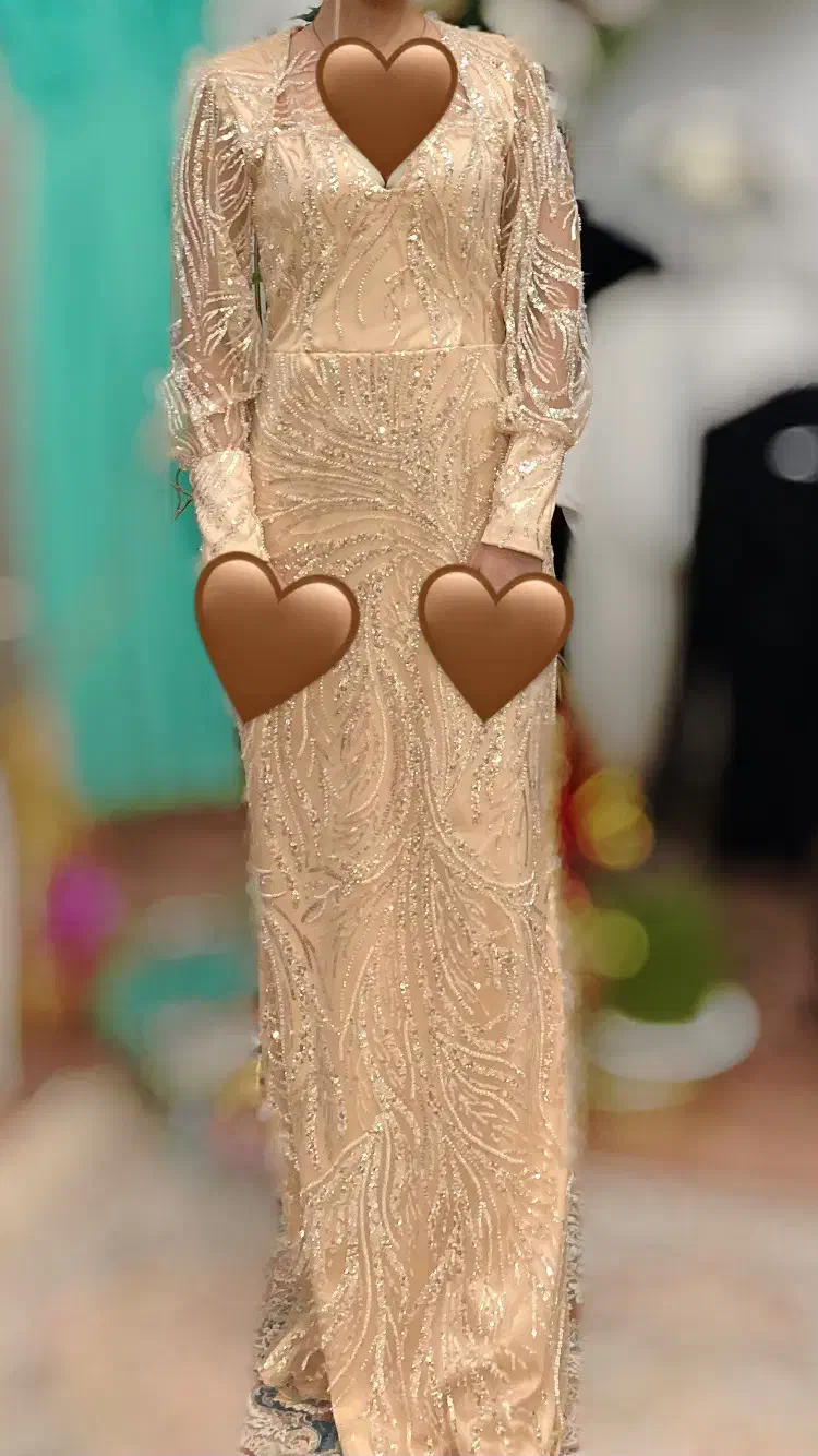 لباس مجلسی سنگی سایز۳۶یا۳۸ یک بارپوشیده شده|لباس|میاندوآب, |دیوار