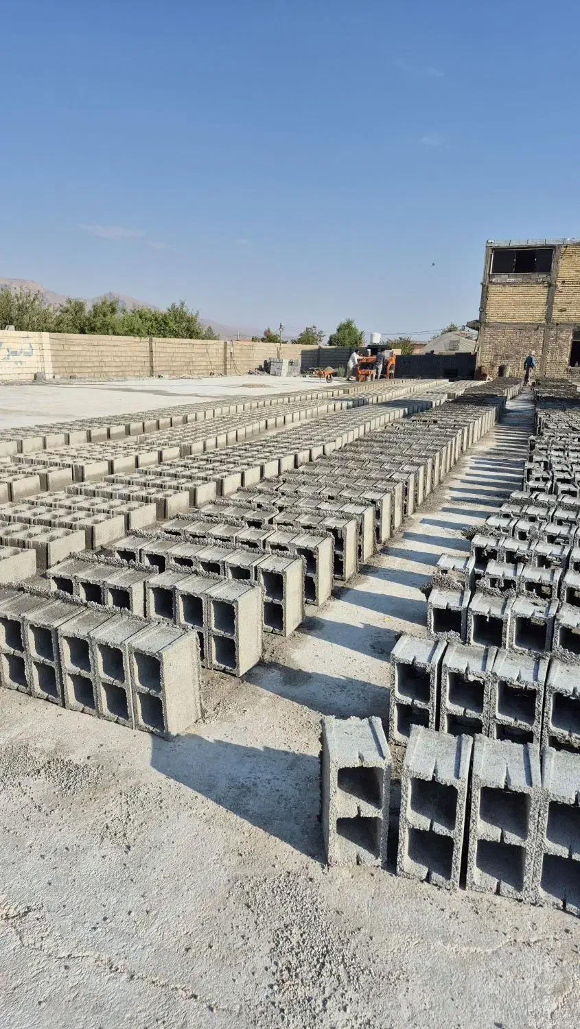 نیازمند جوشکار ثابت، کارگاه دارم،صیار،حقوق یا شراک|استخدام صنعتی، فنی، مهندسی|سیاخ دارنگون, |دیوار