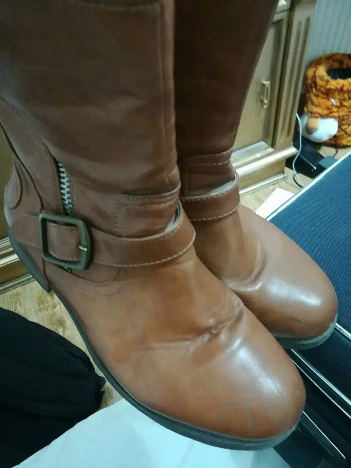 بوت قهوه ای عسلی و بوت مشکی نو|کیف، کفش، کمربند|کرج, حصارک بالا|دیوار