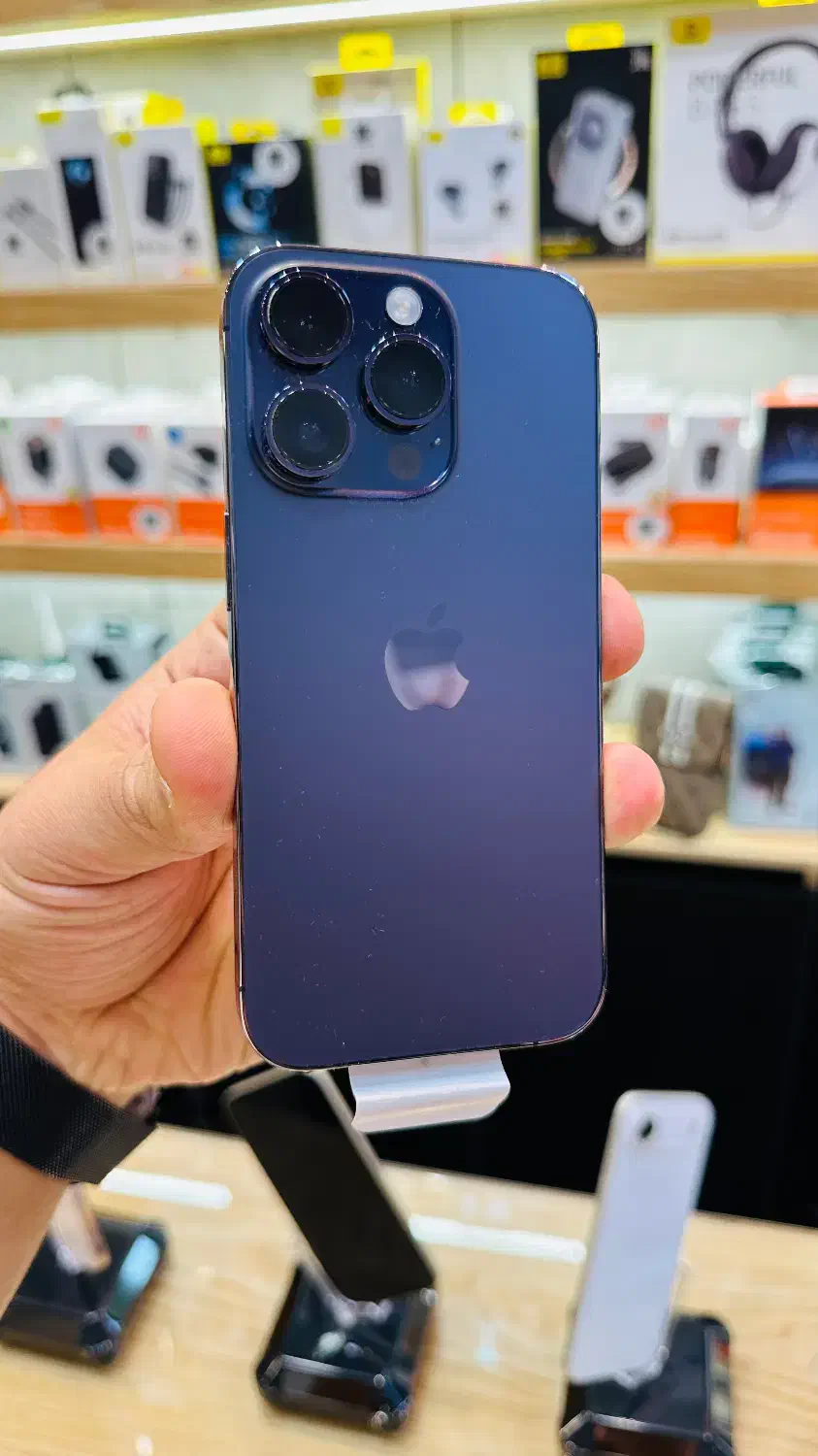 14پرو 256 دوسیم در حد آکبند(شرایط متنوع بلند مدت)|موبایل|شهریار, شهریار|دیوار