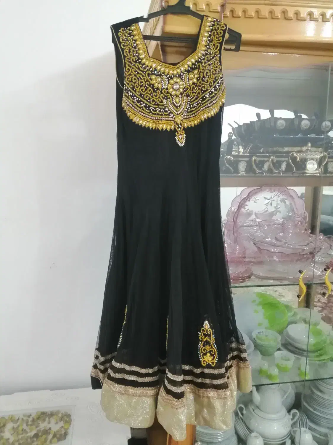 لباس محلی|لباس|نجفآباد, جامی|دیوار