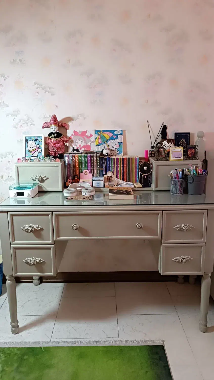 سرویس خواب جوان|تخت و سرویس خواب|اندیشه, اندیشه فاز ۵|دیوار