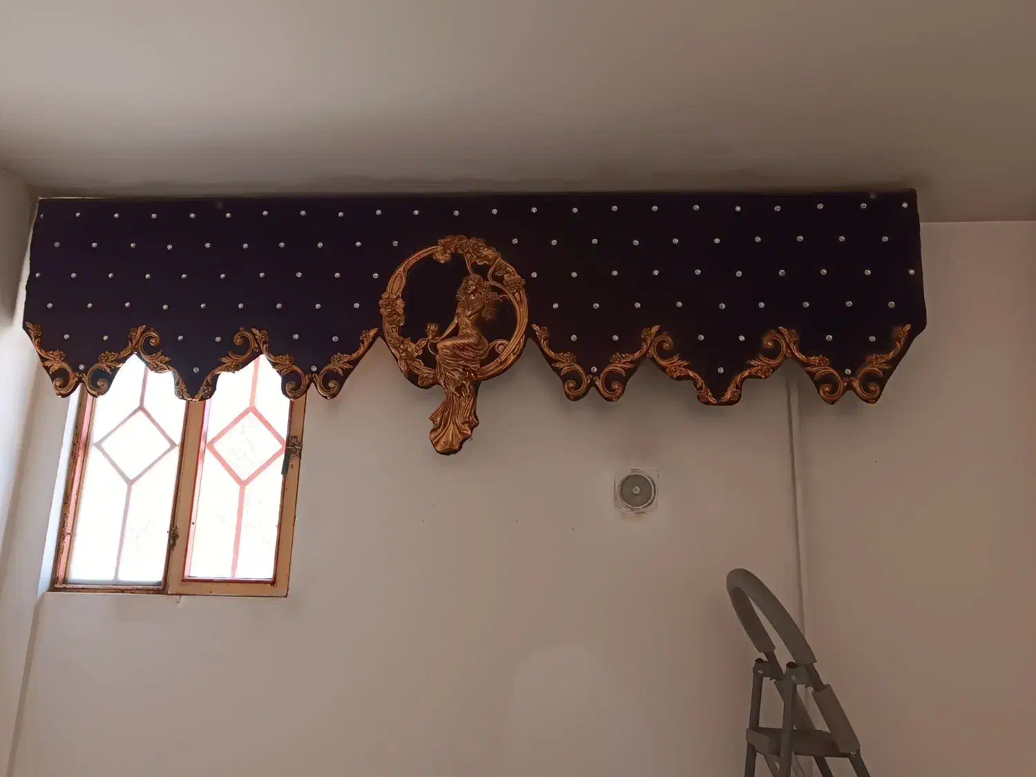 قاب پرده کاملا سالم با تخفیف|پرده، رانر، رومیزی|تاکستان, |دیوار