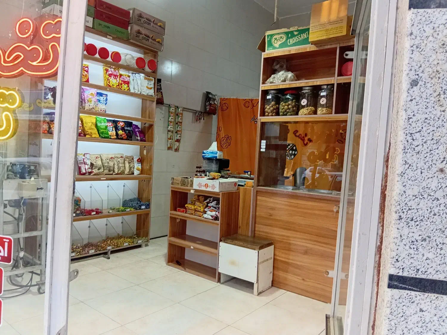 فروش لوازم تخمه داغی و امتیاز جا افتادن در محل|فروشگاه و مغازه|گنبد کاووس, |دیوار