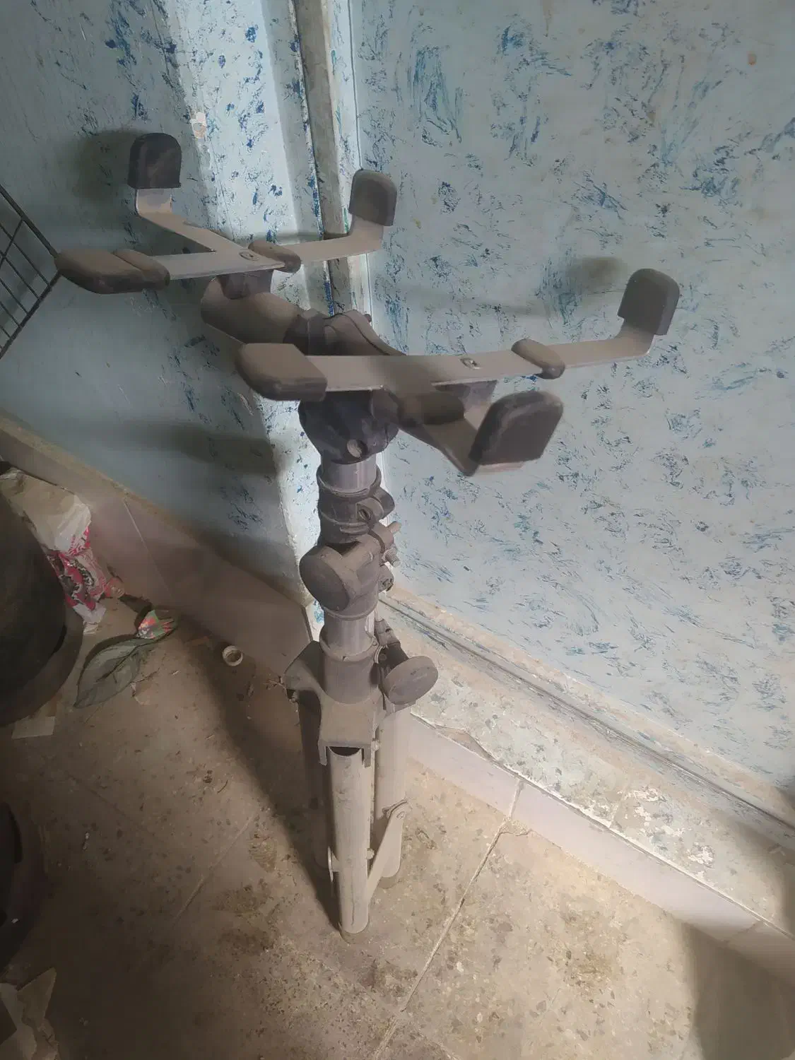 پایه پرکاشن پایه ارگ پایه ضبدری|گیتار، بیس، امپلیفایر|اصفهان, آبشار|دیوار