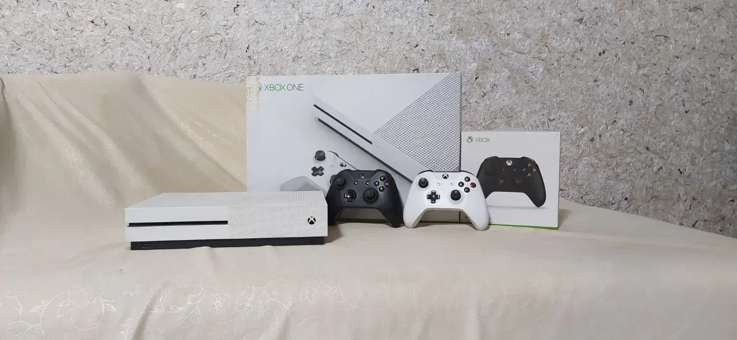 ایکس باکس وان اس 500 GB|کنسول، بازی ویدئویی و آنلاین|نهاوند, |دیوار