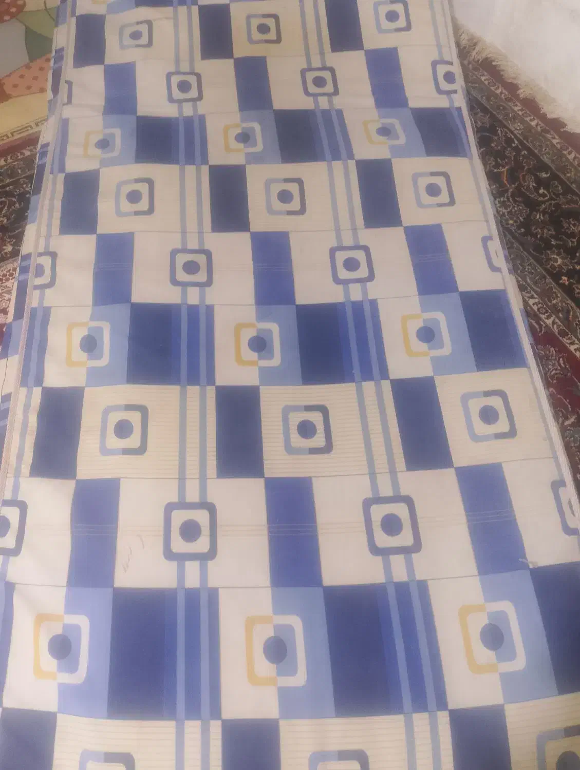 تشک تخت|تشک تختخواب|مشهد, اروند (کشف)|دیوار