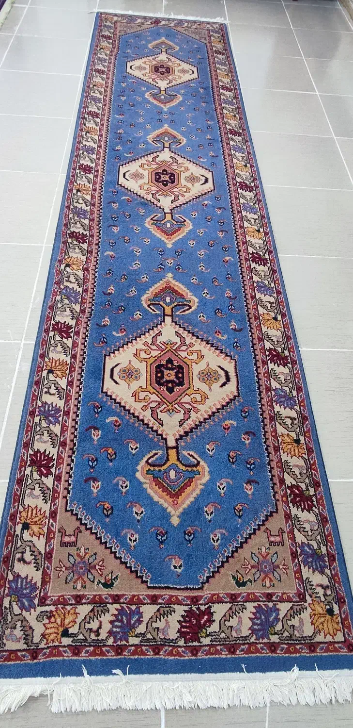 کنار فرشی در حد نو|فرش|یاسوج, |دیوار