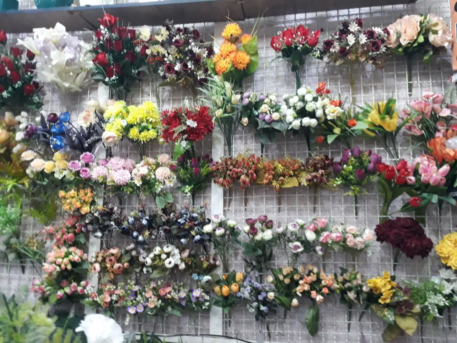 کادوی روزمادروروز زن درکنارشماییم|فعالیت داوطلبانه|شوشتر, |دیوار