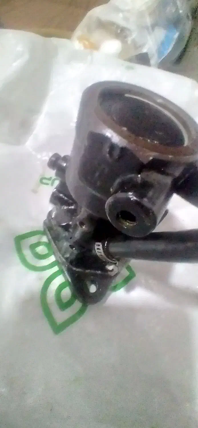 پمپ ترمز زانتیا و گللگیر عقب|قطعات یدکی و لوازم جانبی|رودسر, |دیوار