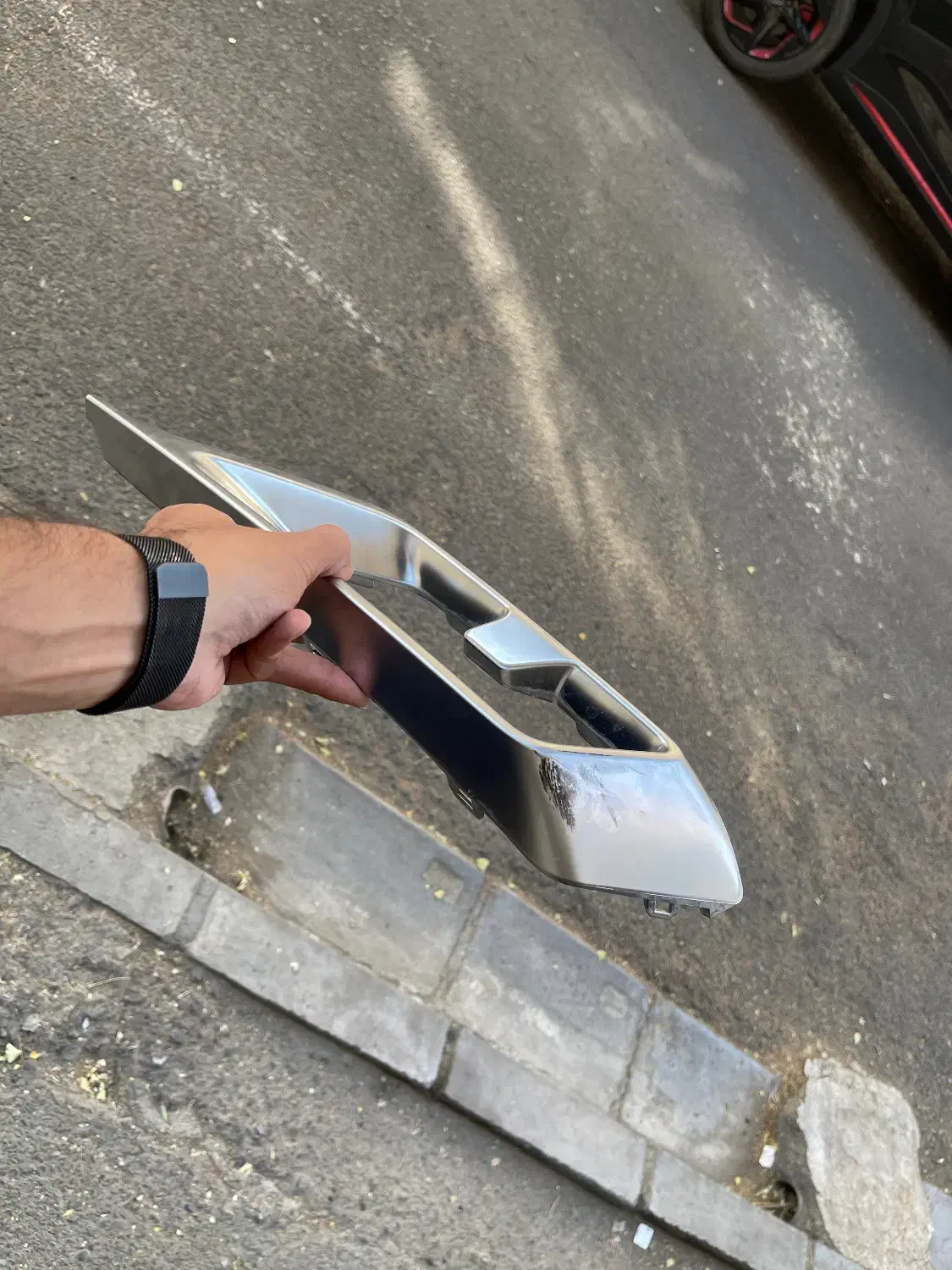 سپر عقب، سر اگزور و زه روی درب و گلگیر فونیکس Fx|قطعات یدکی و لوازم جانبی|تهران, گیشا|دیوار