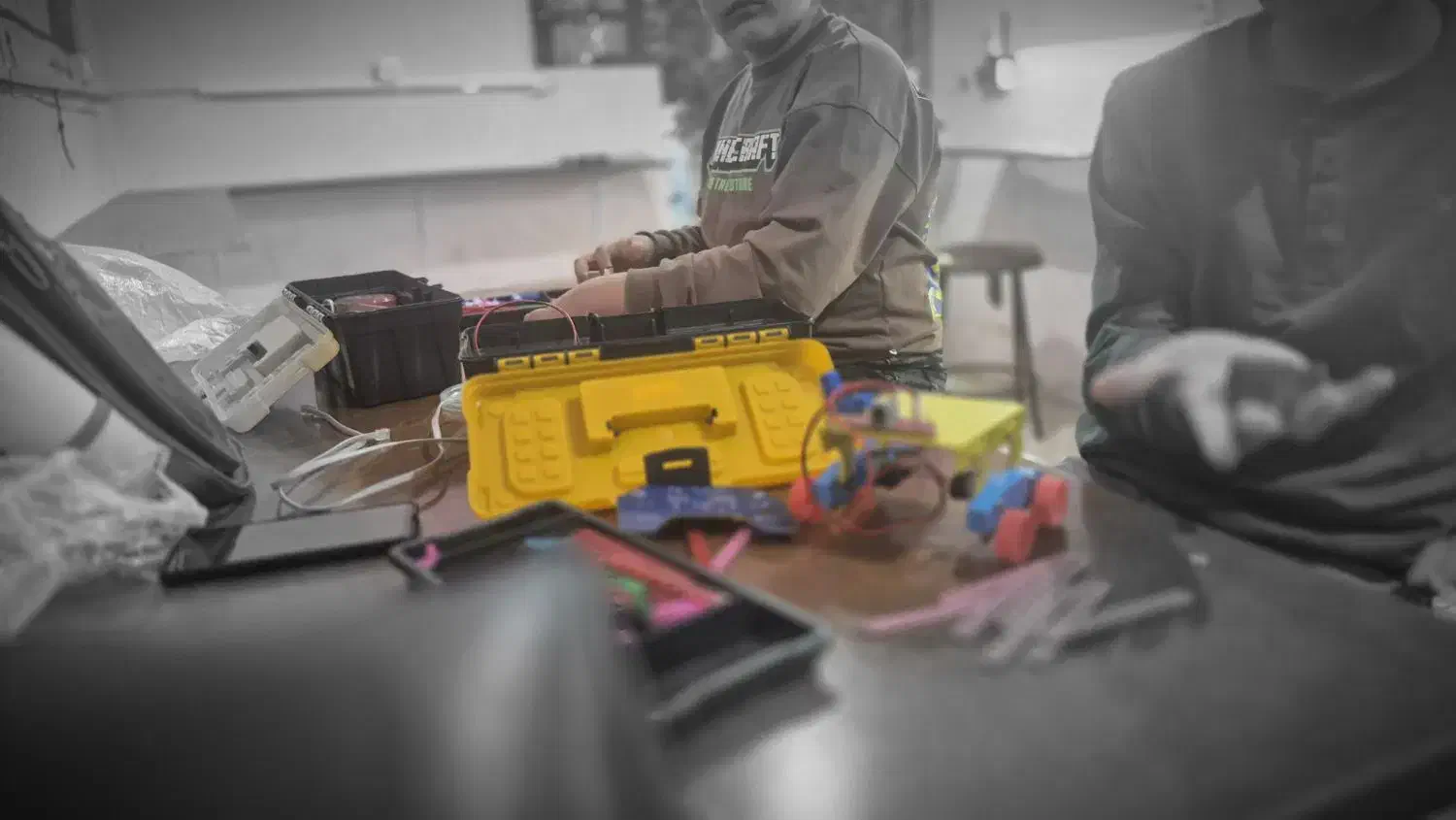 آموزش و استخدام مربی رباتیک|استخدام آموزشی|کبودرآهنگ, |دیوار