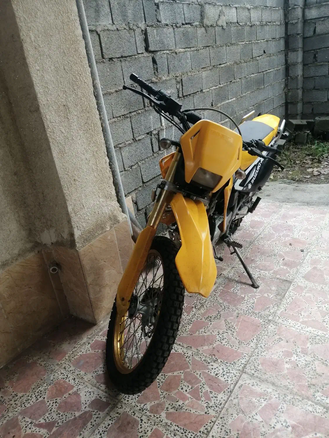 موتور تریل روان ۲۰۰ مدل۸۹|موتورسیکلت|لاهیجان, کوی زمانی|دیوار