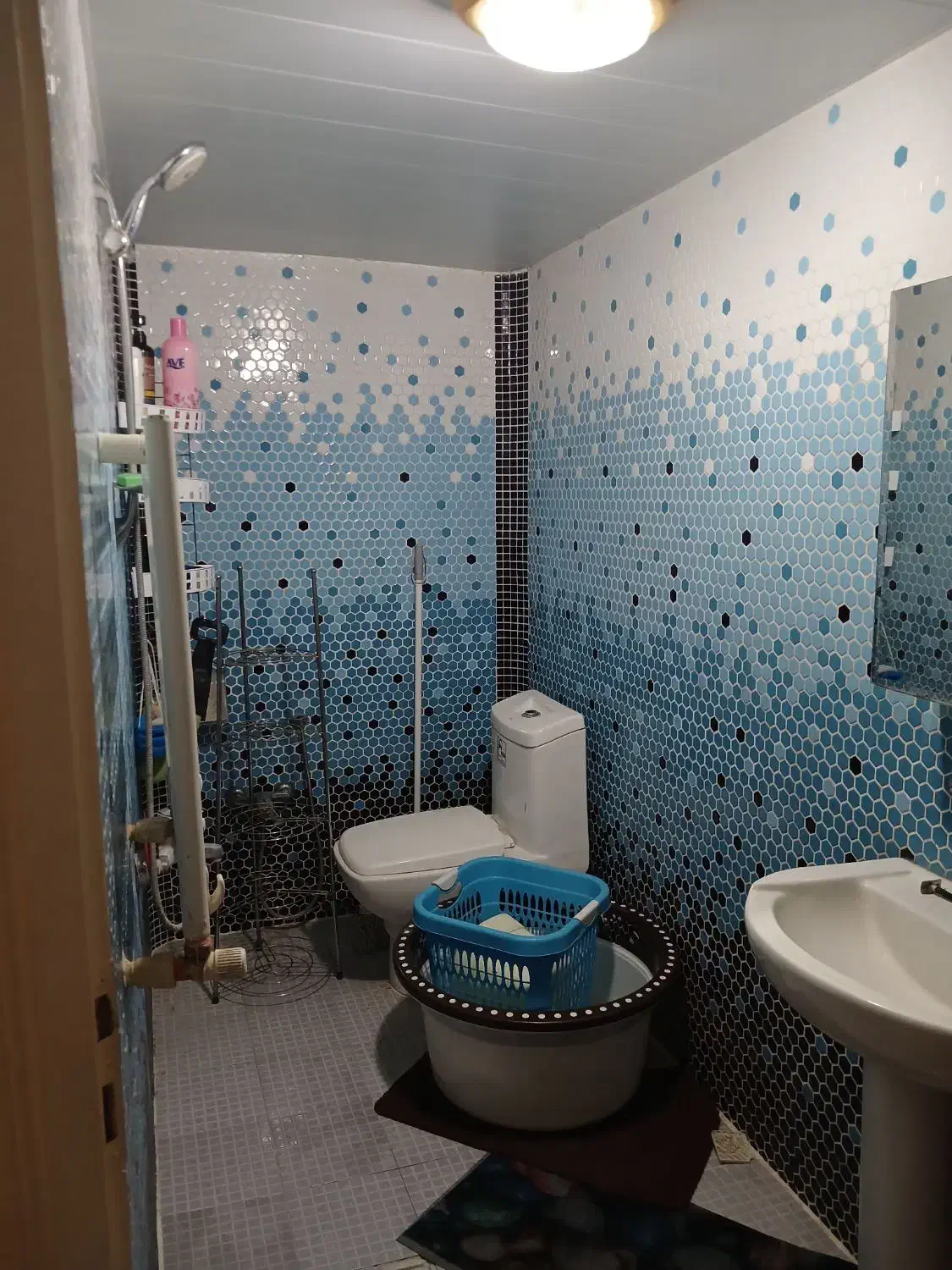 واحد اجاره ای لوکس و زیر قیمت|اجارهٔ آپارتمان|بابل, |دیوار