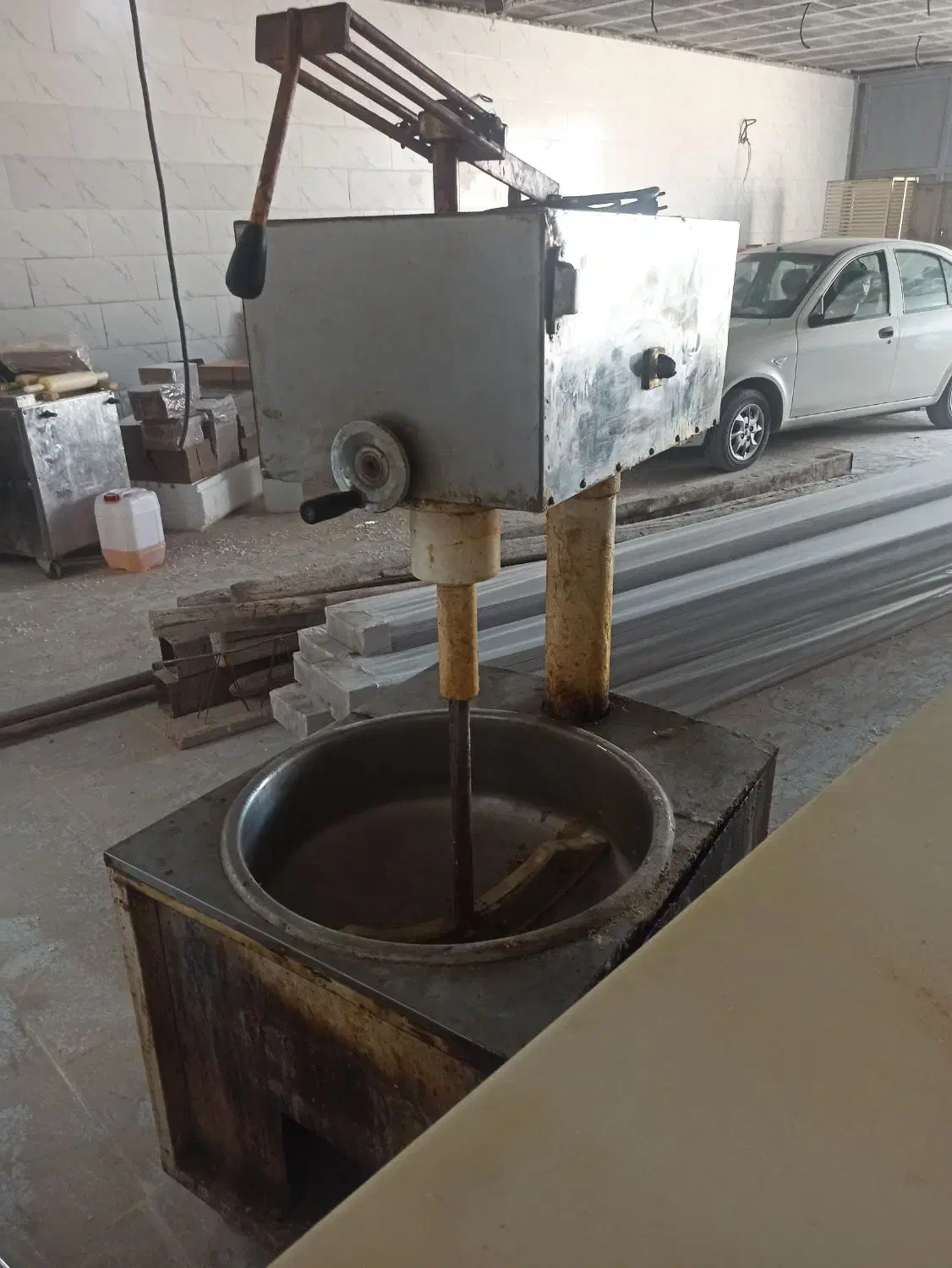 یک عدد داغزن همزن بارجورکن سوهان پز|ماشینآلات صنعتی|اصفهان, قهجاورستان|دیوار