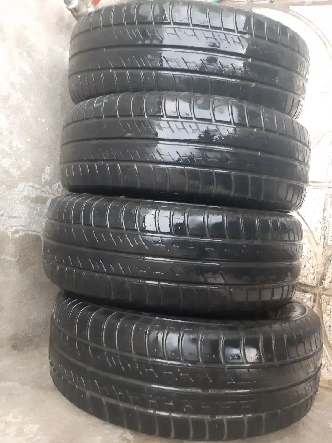 ۴ حلقه لاستیک بارز|قطعات یدکی و لوازم جانبی|همدان, |دیوار