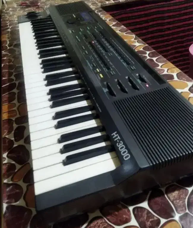 کیبوردپیانو. میدی کنترلر کاسیو ژاپنیht3000|پیانو، کیبورد، آکاردئون|اصفهان, جوزدان الیادران|دیوار