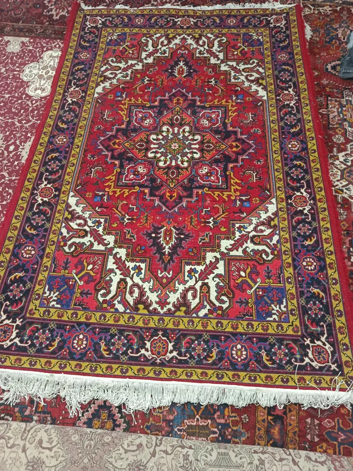 فرش دستباف هریس تاجری|فرش|اهر, |دیوار