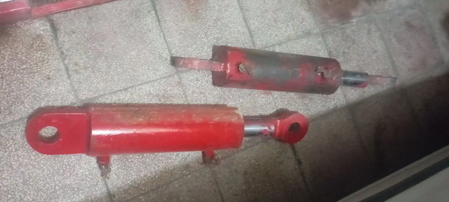 ۲عدد جک هیدرولیک|ماشینآلات صنعتی|میانه, |دیوار