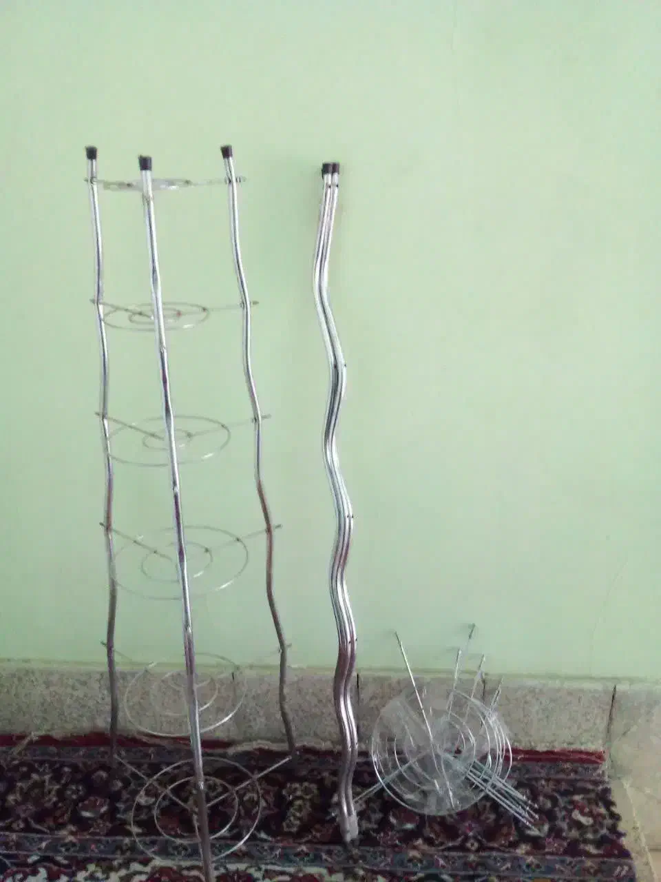 پایه قابلمه|آب‌چکان و نظم‌دهنده ظروف|همدان, |دیوار