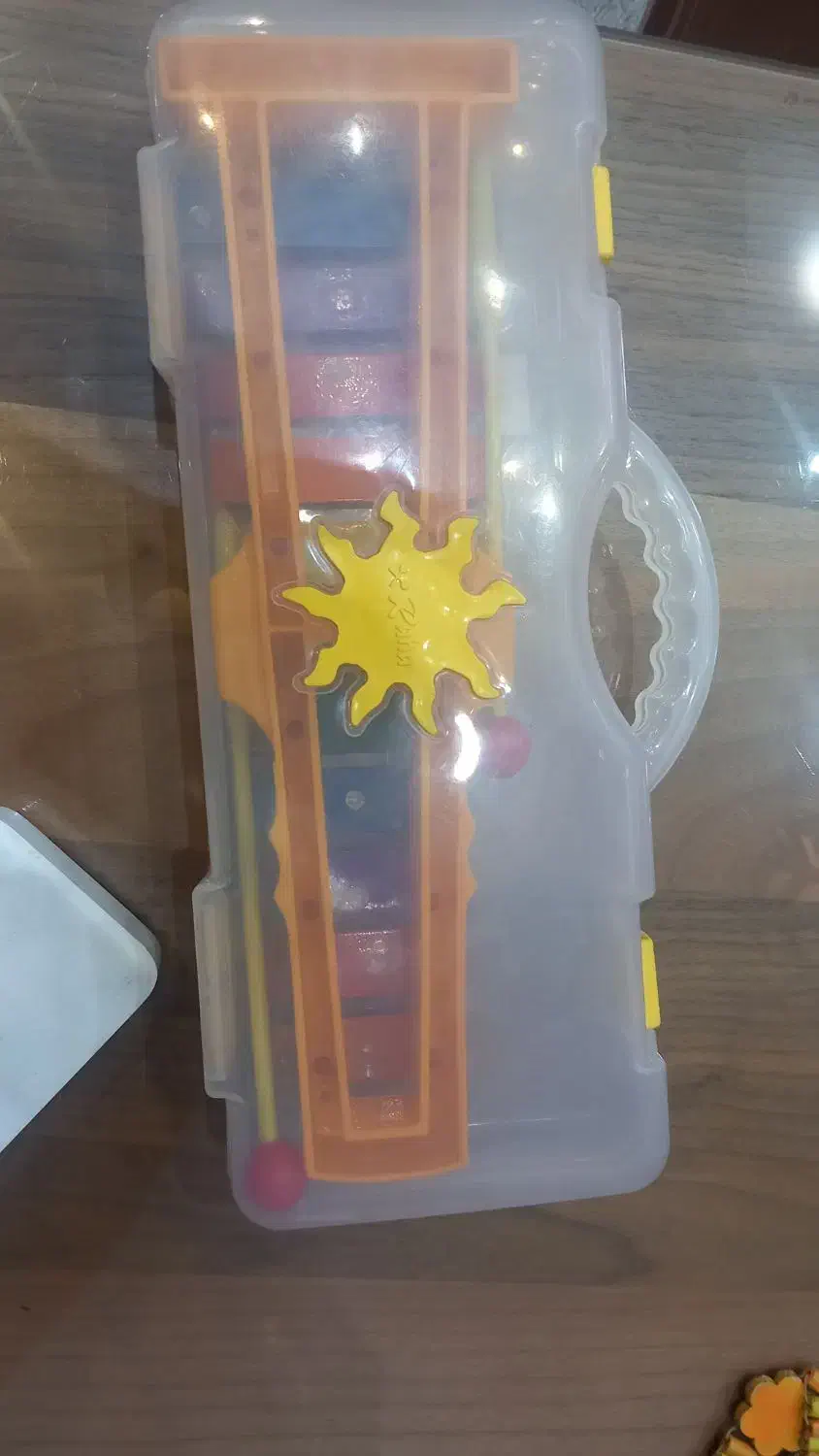 بلز رها|سازهای سنتی|همدان, |دیوار