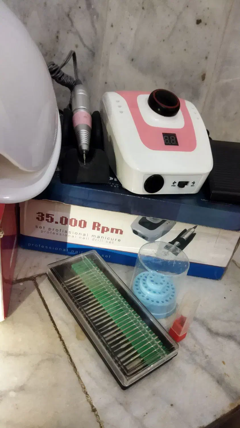 ( دستگاه یووی و سوهان برقی )|آرایشی، بهداشتی، درمانی|نیشابور, جمهوری|دیوار