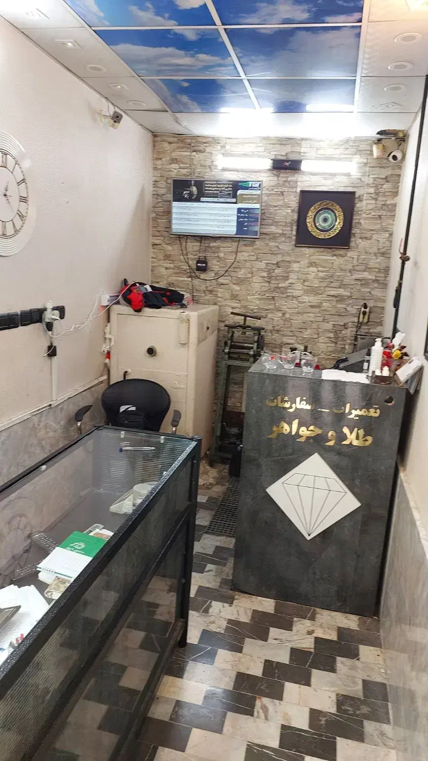 اجاره مغازه طلا فروشی|اجارهٔ مغازه و غرفه|گرگان, |دیوار