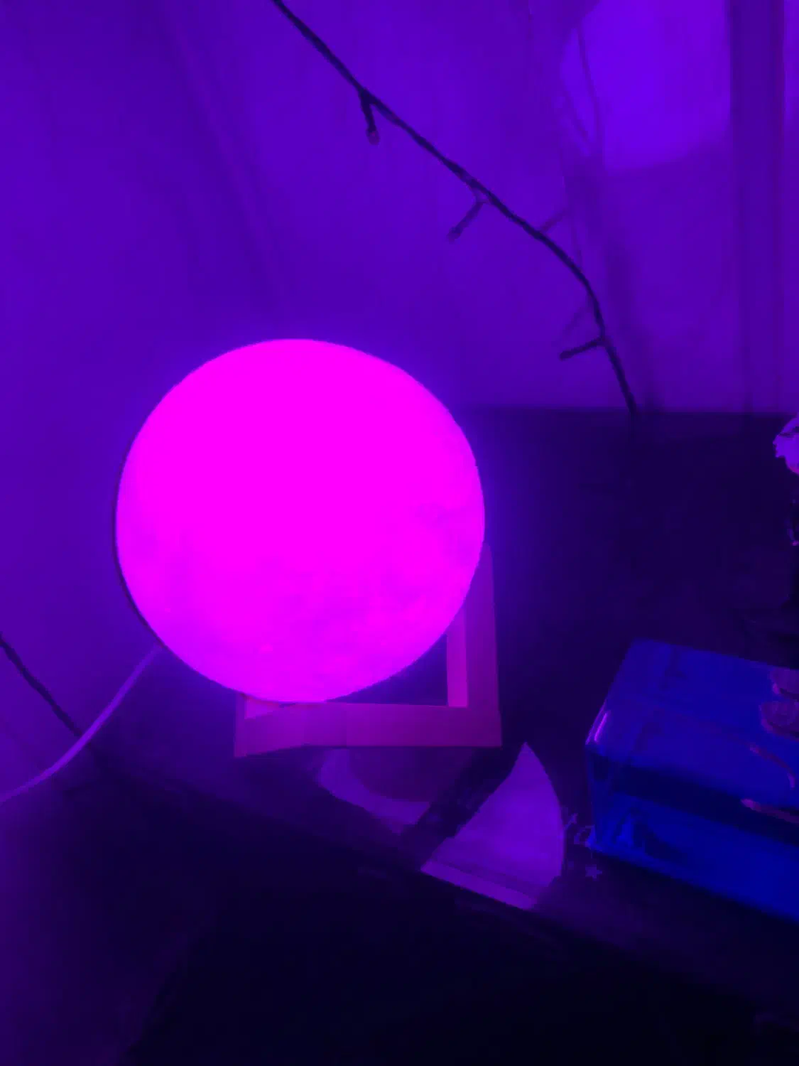 چراغ خواب طرح ماه پایه چوبی|ریسه و چراغ تزئینی|نیشابور, دارایی|دیوار