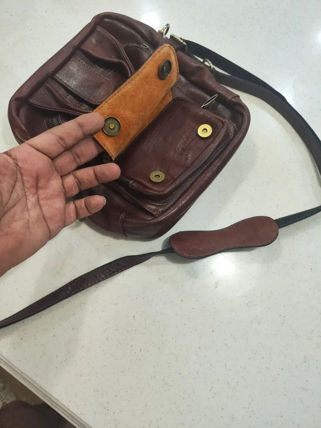 کیف چرم گاو رودوشی و دستی آکبند|کیف، کفش، کمربند|چمران, |دیوار