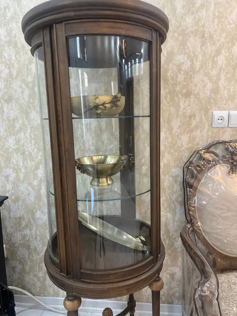 ویترین بوفه|بوفه، ویترین، کنسول|اصفهان, لاله|دیوار