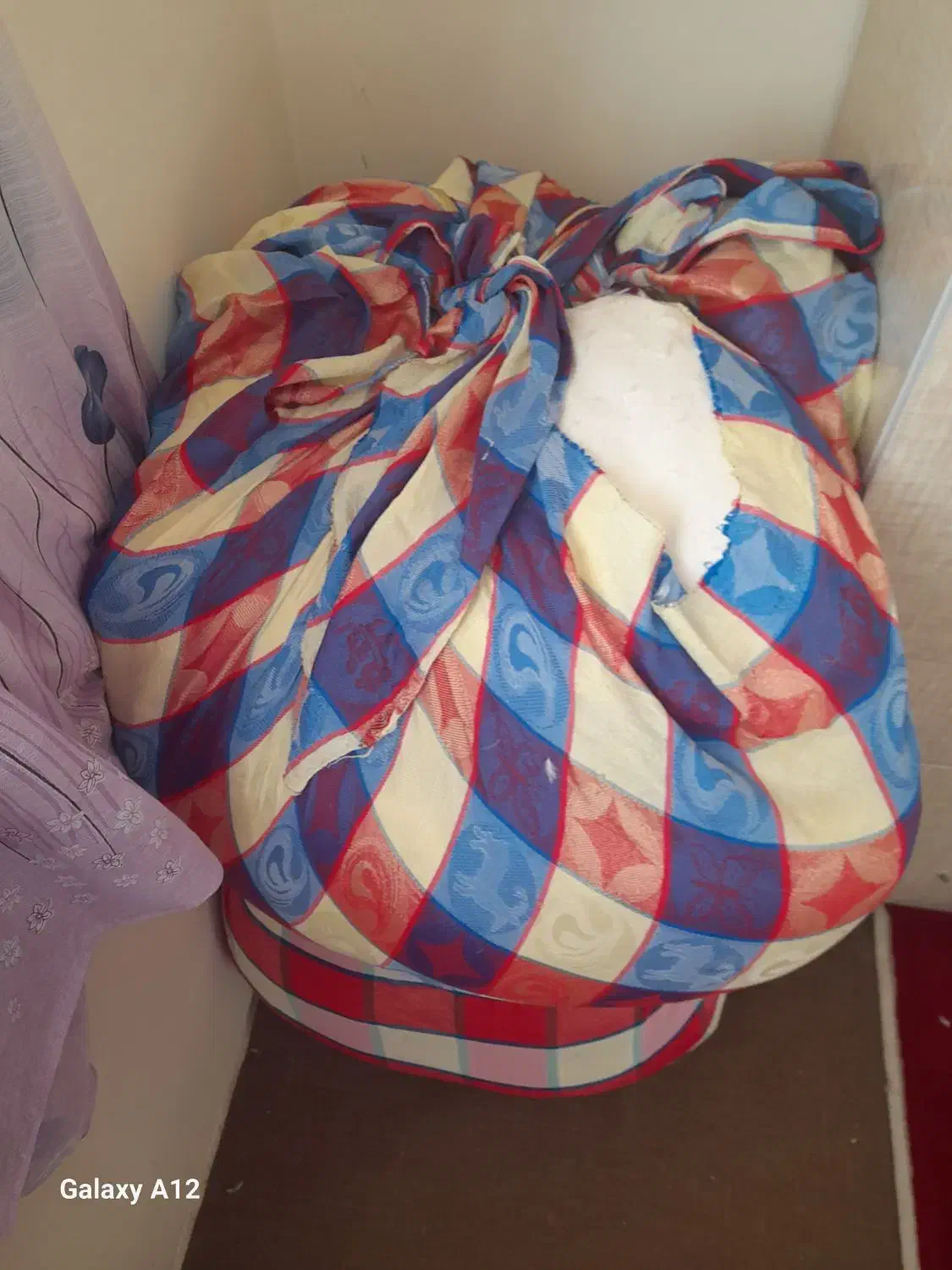 فروش بالشت|رختخواب، بالش، پتو|خرم‌آباد, |دیوار