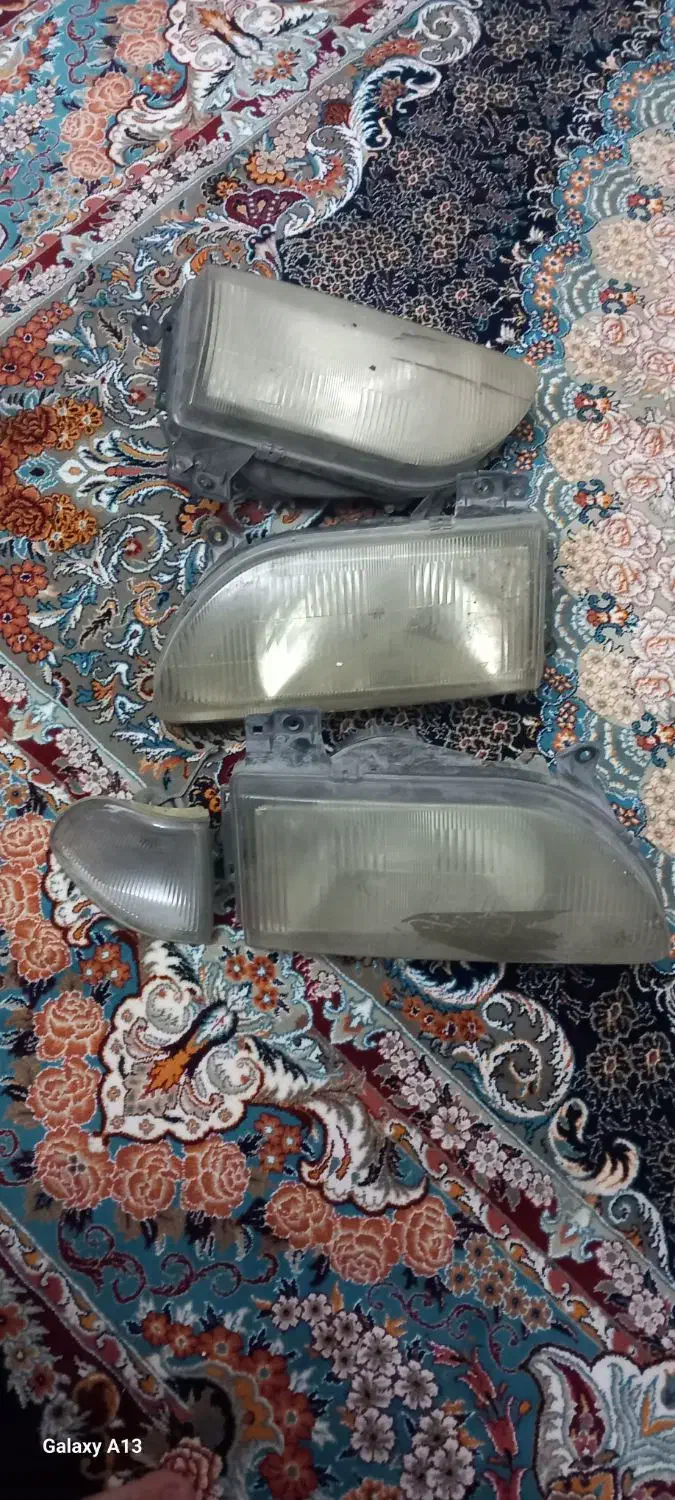 چراغ جلوی قدیمی  پراید ۱۳۱|قطعات یدکی و لوازم جانبی|قم, فرهنگیان و شهربانی|دیوار