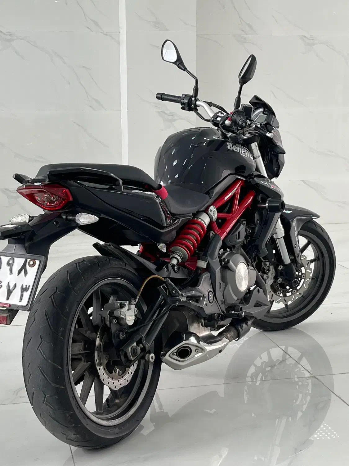 بنلی ۳۰۰|موتورسیکلت|گنبد کاووس, |دیوار