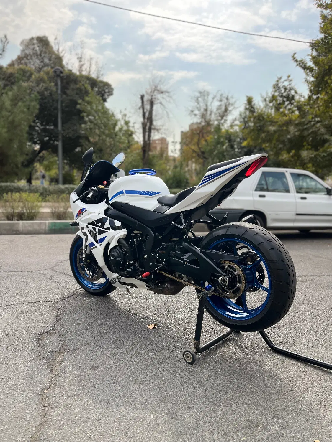 Gsxr1000.cb1300.mt09|موتورسیکلت|تهران, سعادت‌آباد|دیوار