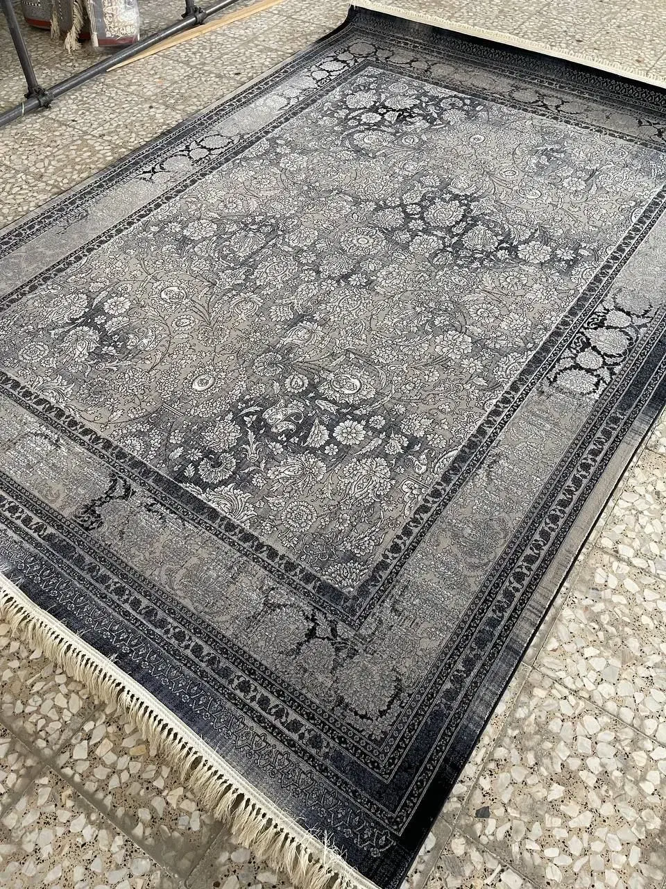 عرضه مستقیم فرش از کارخانه ..|فرش|یزد, |دیوار