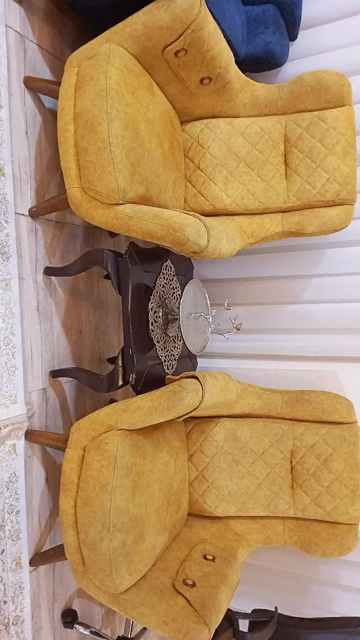 مبل راحتی تمیز و سالم و نو|مبلمان خانگی و میز عسلی|ماهدشت, |دیوار