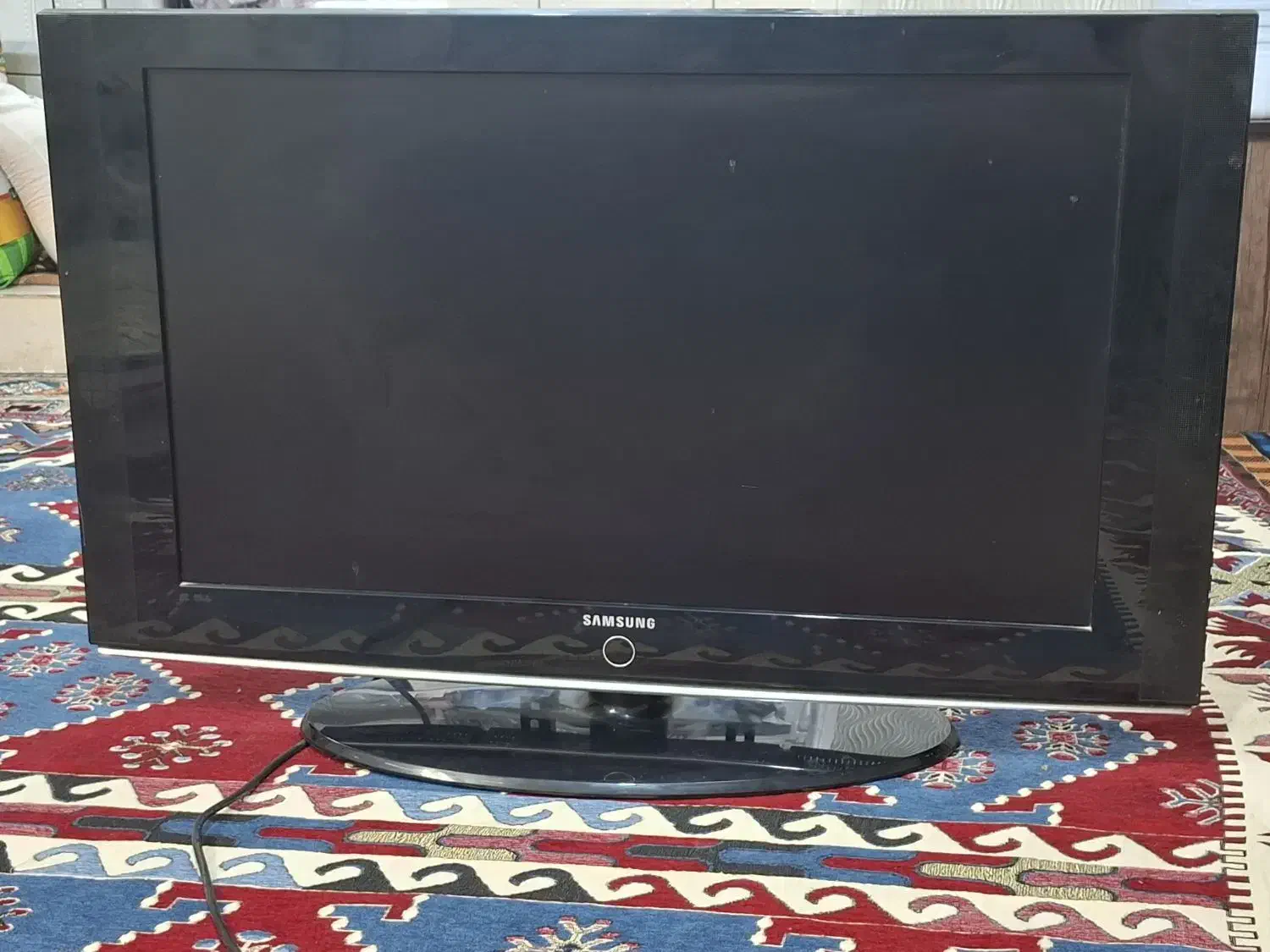 تلویزیون سامسونگ 37 اینچ|تلویزیون و پروژکتور|شیراز, بالا کفت|دیوار