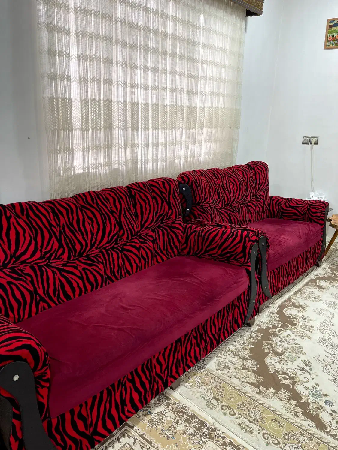 مبل ۷ نفره|مبلمان خانگی و میز عسلی|تولم شهر, |دیوار