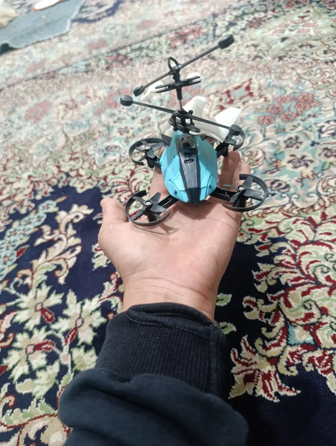 پهپاد|اسباببازی|مشهد, پروین اعتصامی|دیوار